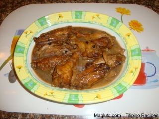 Filipino Chicken Adobo (Pinoy Adobong Manok)