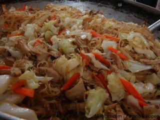 filipino-pansit-bihon12.jpg