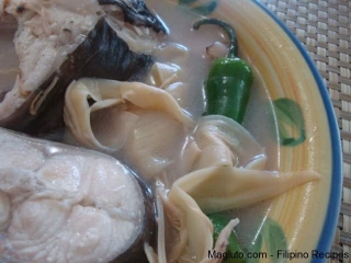 filipino-recipe-sinigang-na-hito-na-may-puso-ng-saging7.jpg