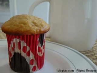 filipino-recipe-banana-nut-muffin5-version-2.jpg